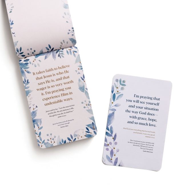 100 Pass-Along Notes of Good News: Prayers to Share (Shareable Messages of Encouragement with a Prayer, Scripture, and Inspirational Quote)