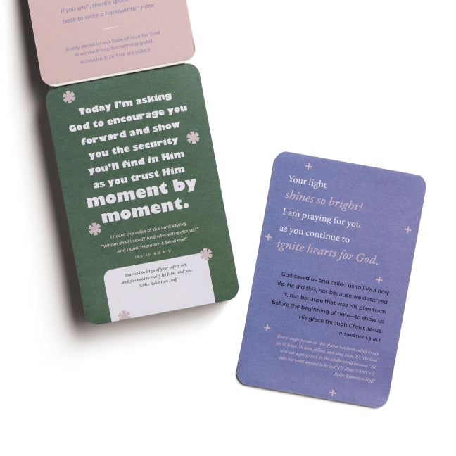 100 Pass-Along Notes to Celebrate the Good: Prayers to Share (Shareable Messages of Encouragement with a Prayer, Scripture, and Inspirational Quote)