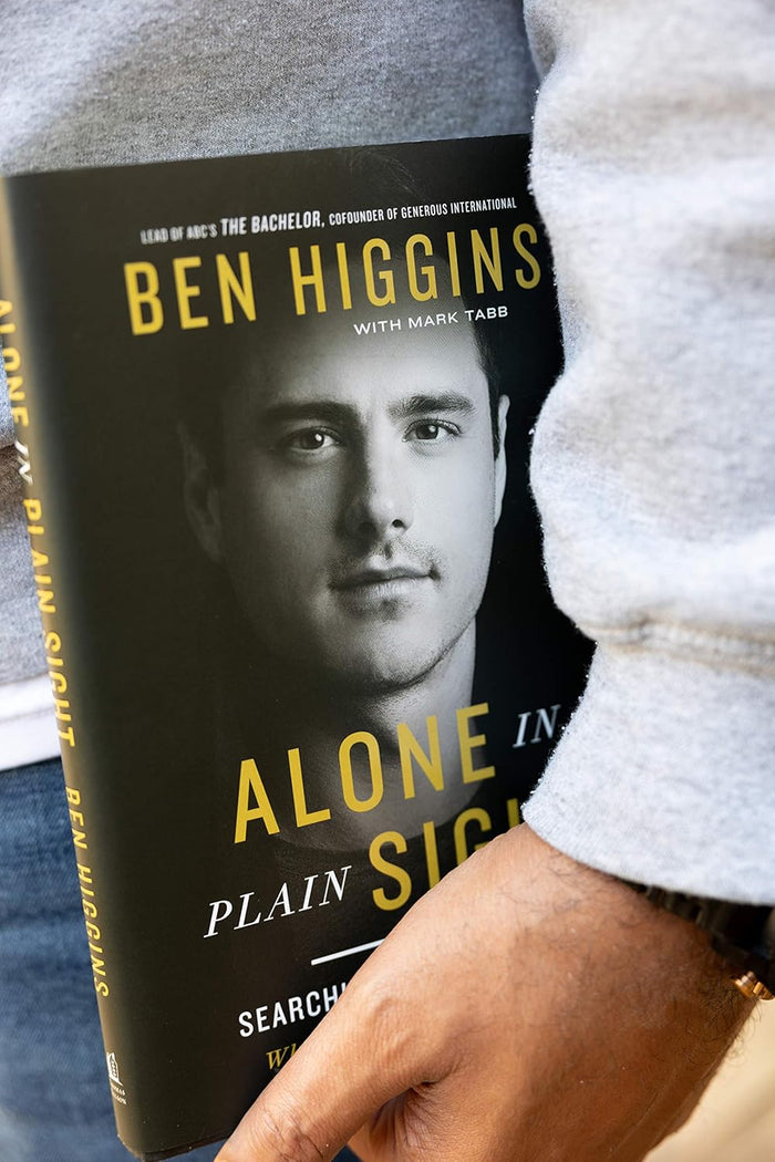 Alone in Plain Sight Expanded Edition: Searching for Connection When You're Seen but Not Known