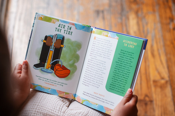 Finding God Every Day: A 90-Day Devotional by a Kid, for Kids
