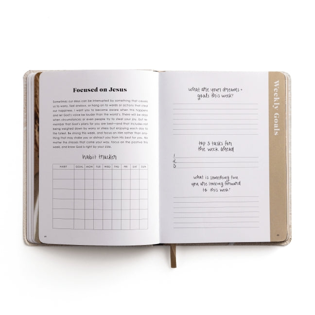 Inspirational Productivity Journal: You Are Strong & Courageous (A 10-Week Journey to Set New Goals, Embrace Your Dreams, and Focus Your Heart on God)