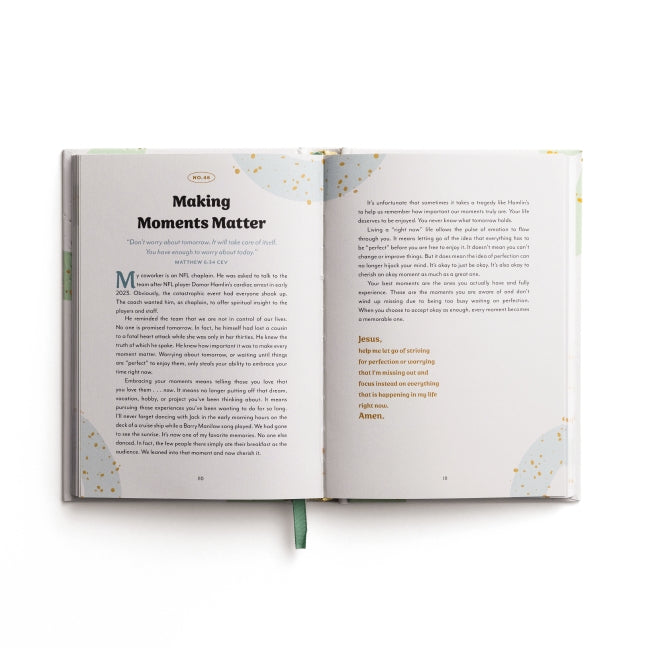 It's All Good: 90 Devotions to Embrace Your Now