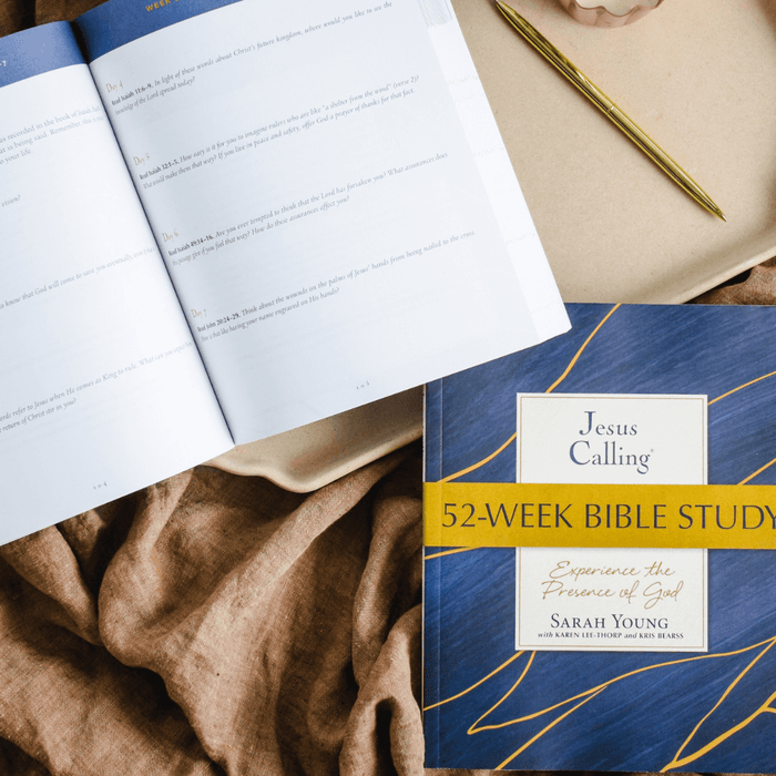 Jesus Calling 52-Week Bible Study: Experience the Presence of God