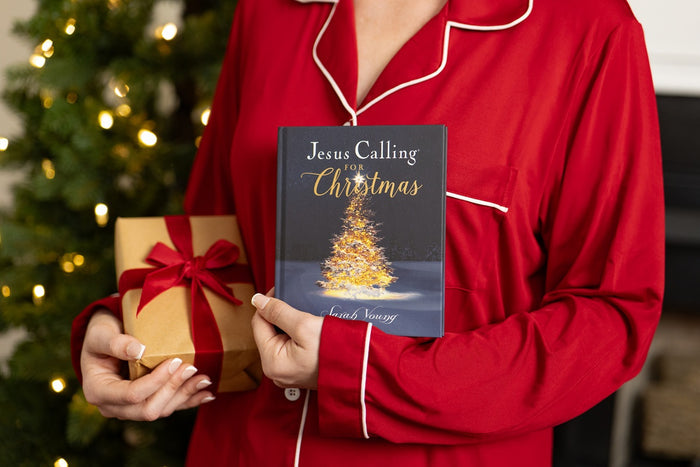 Jesus Calling for Christmas, with Full Scriptures: Seasonal Devotions for Christmas (A 50-Day Devotional)