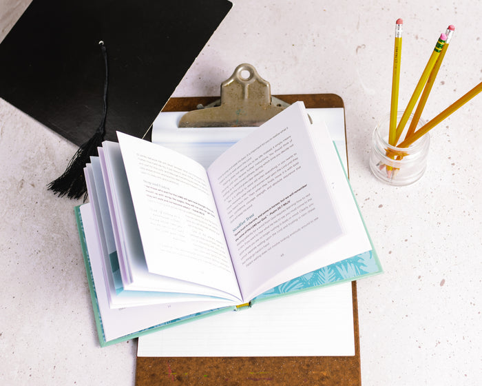 Life Principles for the Graduate: Nine Truths for Living God's Way – The Perfect Christian Graduation Gift to Celebrate Your Grad