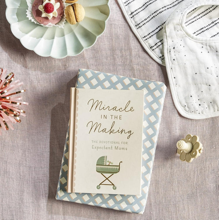Miracle in the Making: The Devotional for Expectant Moms (75 Daily Devotions for Pregnant Mothers) – The Perfect Christian Baby Shower Gift