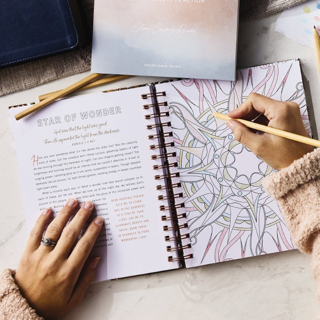 Set Your Mind on Things Above: Devotional Adult Coloring Book (75 Daily Devotions and Coloring Pages to Steady Your Soul) – The Perfect Gift for Christian Women