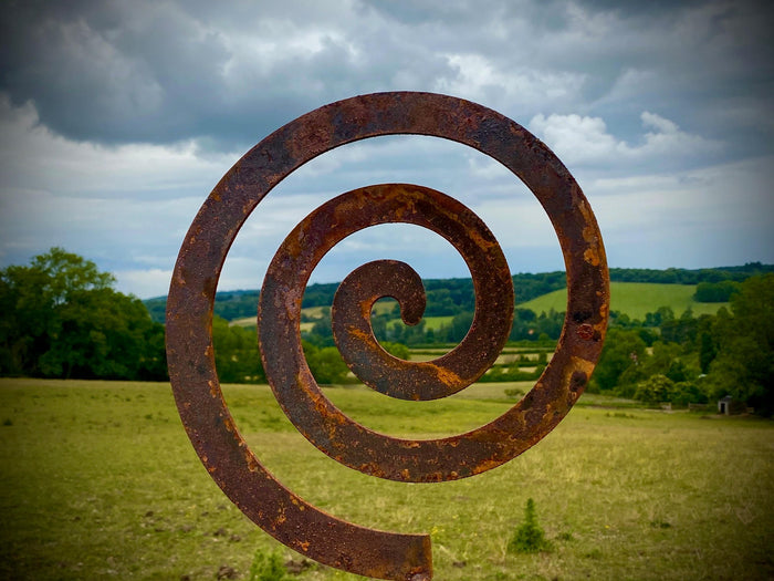 Small Hypno Sculpture Garden Stake