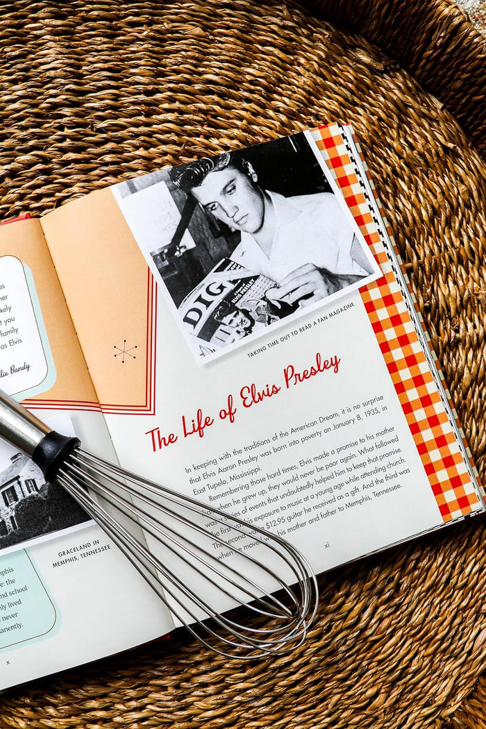 The Elvis Presley Cookbook: Fun Facts and Simple Southern Comfort Recipes Fit for a King (95 Classic Recipes Loved by The King of Rock ‘n’ Roll)