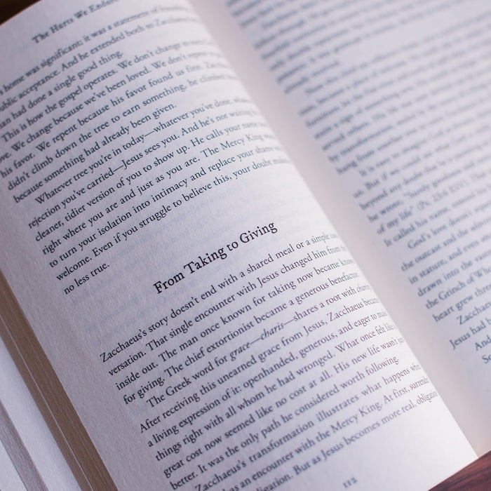 The Mercy King: How the Kindness of Jesus Heals Your Sin, Shame, and Weakness