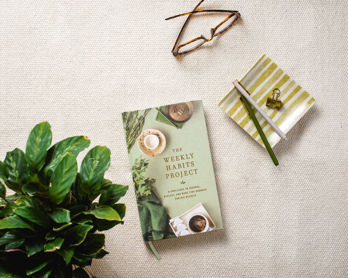 The Weekly Habits Project: A Challenge to Journal, Reflect, and Make Tiny Changes for Big Results
